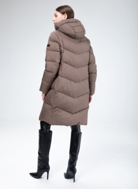 Женский пуховик с капюшоном 