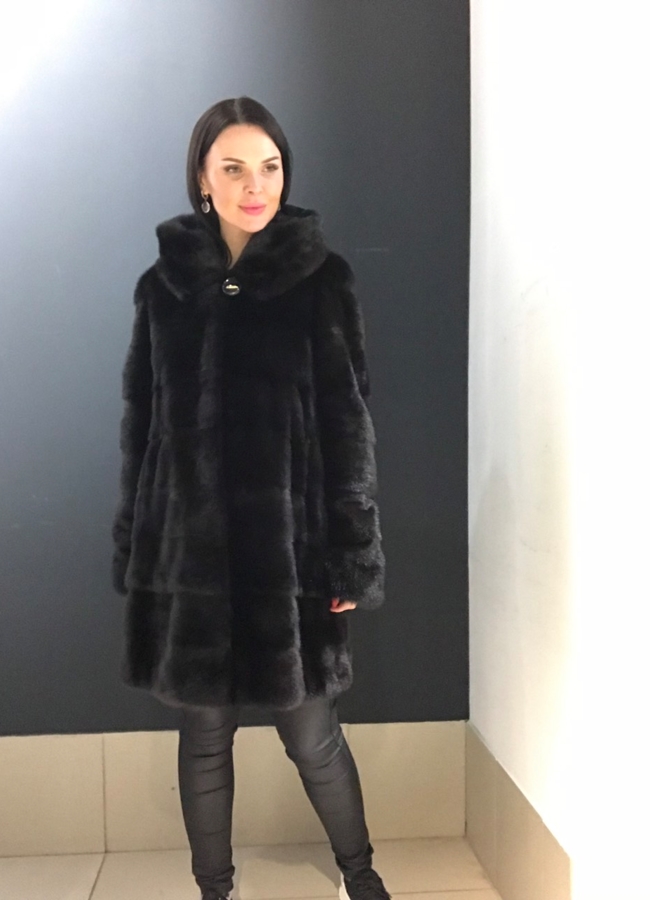 Норковая шуба с воротником стойка цвета махагон модель № 120612К меха малина