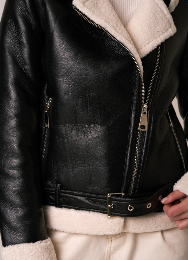 Дубленка с отделкой из белого искусственного меха модель № 2091 в рассрочку