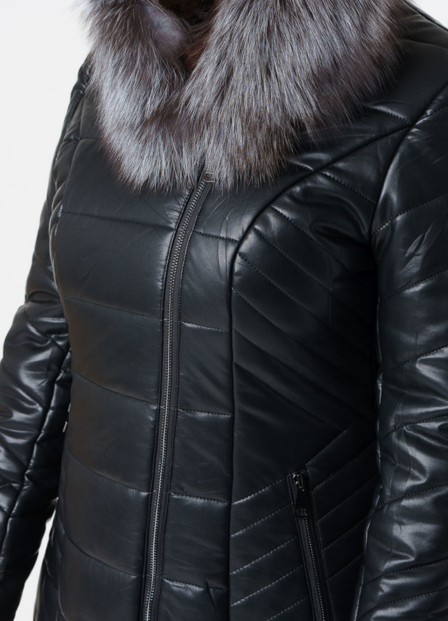 Пуховик из эко кожи черного цвета с капюшоном модель № 983 универмаг малина