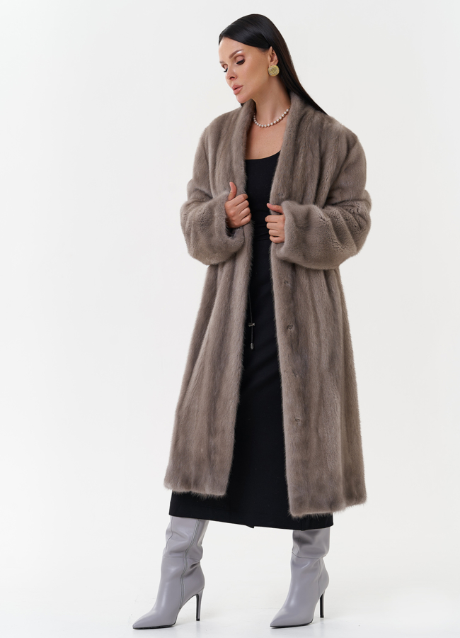 Женская шуба из меха скандинавской норки модель № 27640 универмаг малина