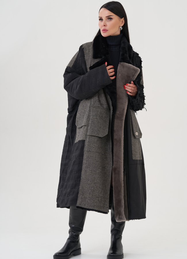 Пальто черного цвета с английским воротником  модель № 24943 в кредит