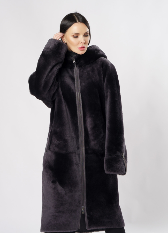 Двусторонняя дубленка с капюшоном на молнии модель № 3486 универмаг малина