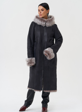 Дубленка с отделкой из тосканы с капюшоном