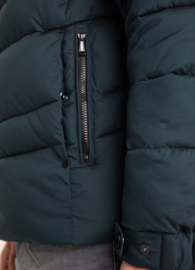 Мужской пуховик с капюшоном  модель № 25903 универмаг малина