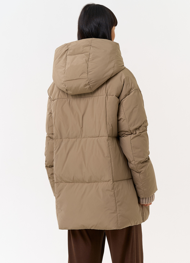 Женский пуховик с акцентными пуговицами модель № 31518 в кредит Женский пуховик с акцентными пуговицами модель № 31518 в кредит