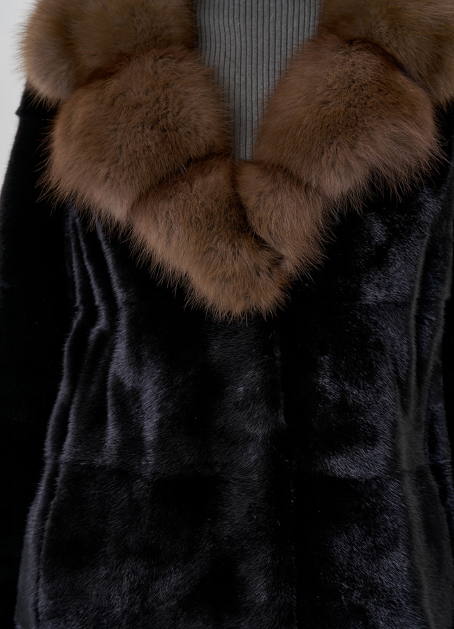 Шуба из норки с английским воротником  модель № 23090 в рассрочку