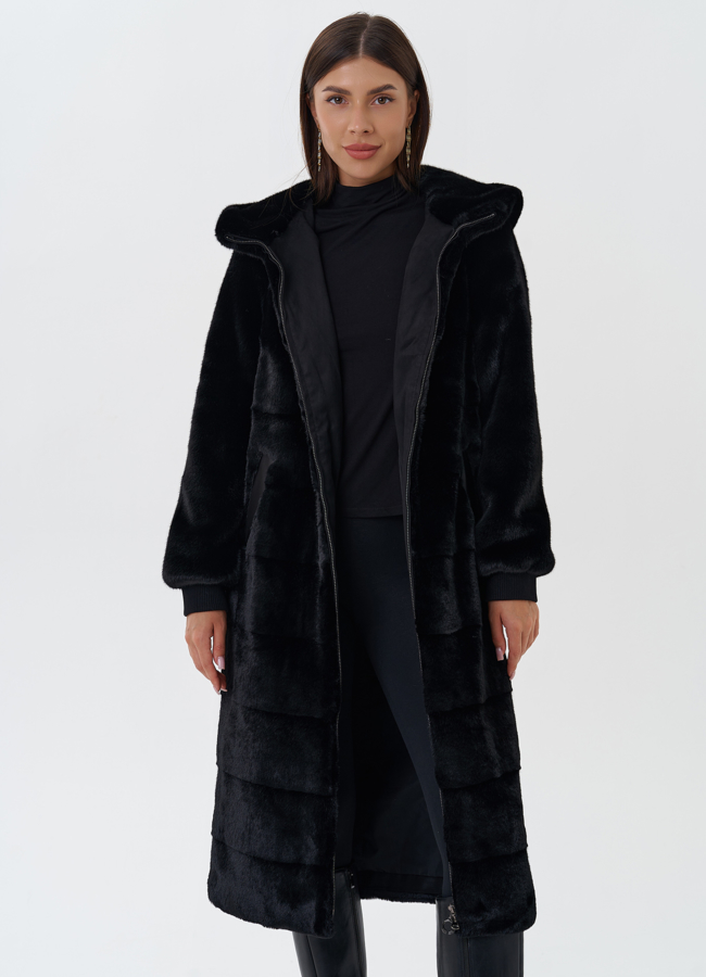 Пальто из эко меха с капюшоном модель № 27749 в рассрочку
