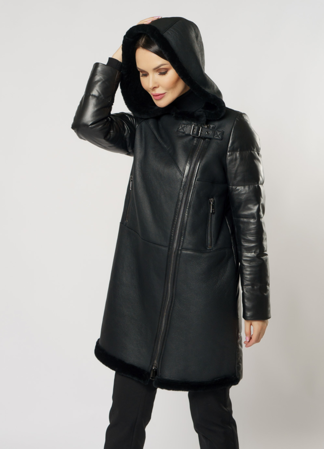 Пуховик из натуральной кожи с отделкой дубляж на молнии с капюшоном модель № 2095 меха малина