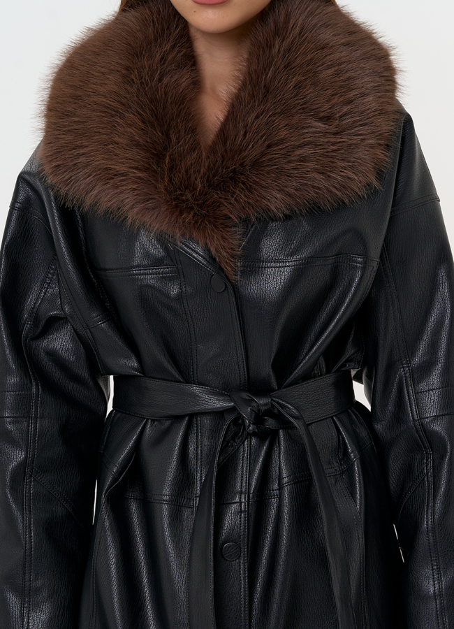 Женская утепленная куртка из эко кожи с воротником из эко меха модель № 31496 универмаг малина Женская утепленная куртка из эко кожи с воротником из эко меха модель № 31496 универмаг малина