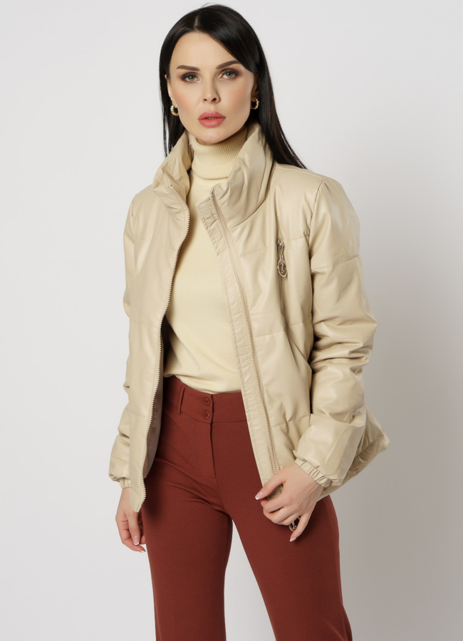 Утепленная куртка из эко кожи бежевого цвета модель № 5030 универмаг малина