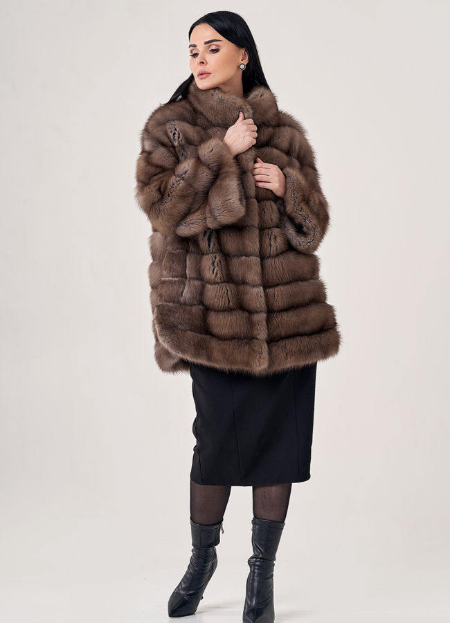 Шуба из куницы с воротником стойка модель № 23878 универмаг малина