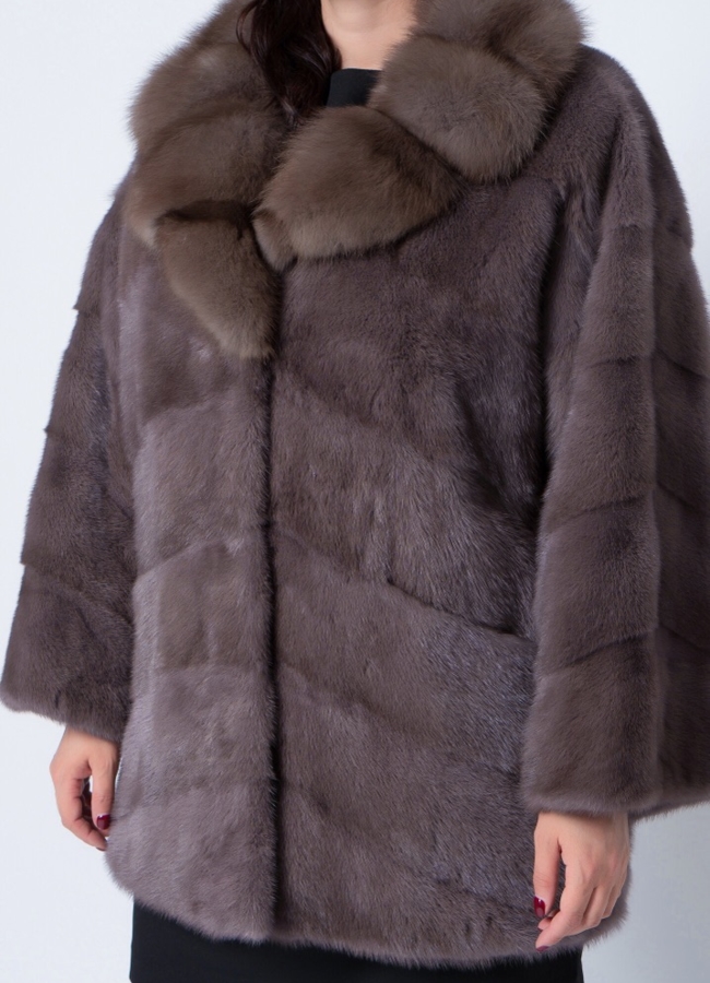 Норковая шуба с отделкой из куницы модель № 21603 в рассрочку