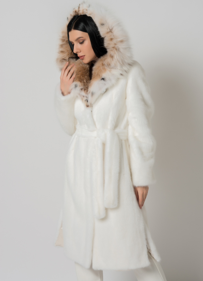 Белая норковая шуба с рысью модель № 1402 универмаг малина