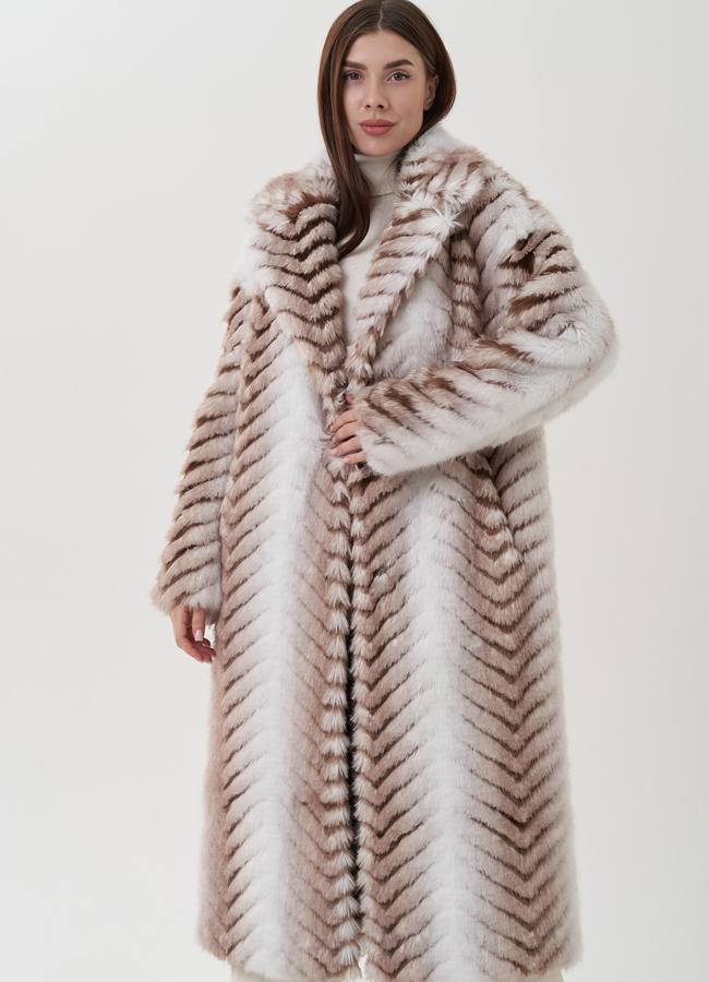 Женское пальто из эко меха модель № 25678 меха малина