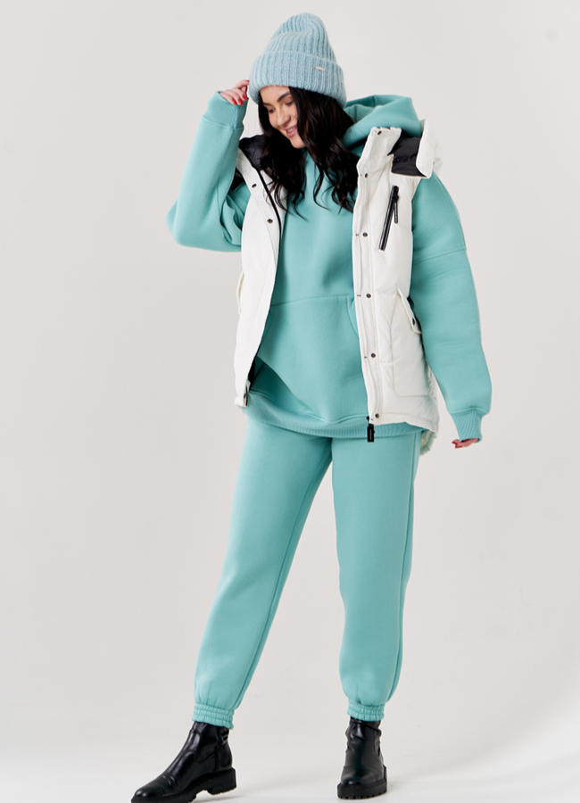 фото Женская шапка голубая модель № 10800