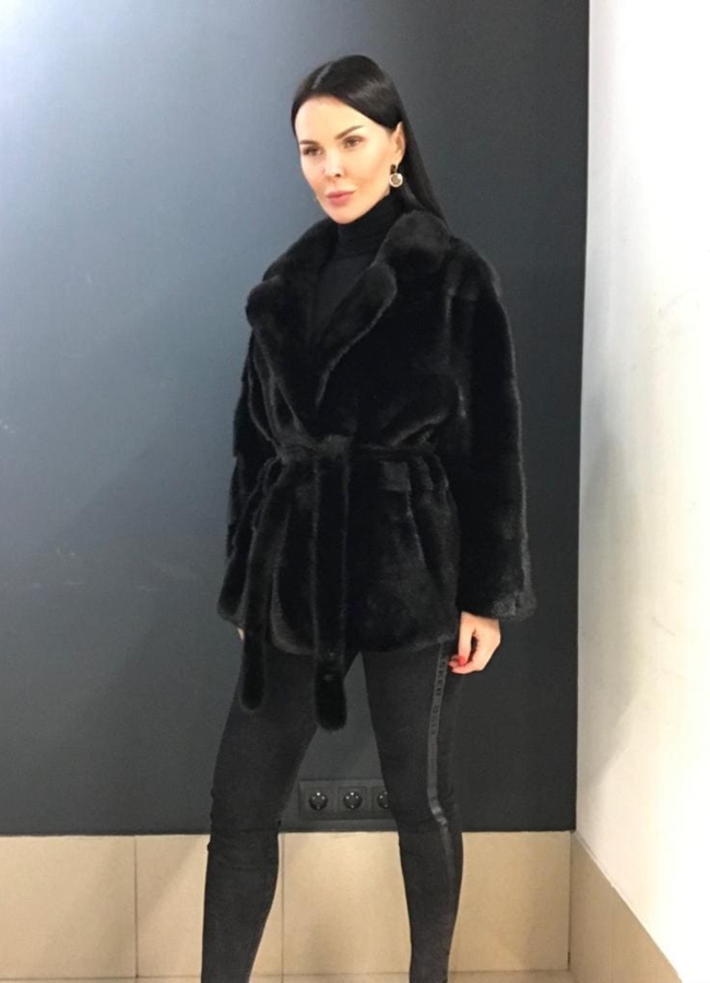 Укороченная норковая шуба в черном цвете модель № S-758 в рассрочку
