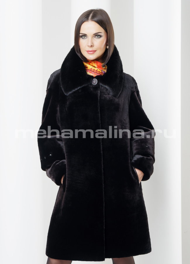 Шуба из мутона, цвет шоколад модель № S-426 меха малина
