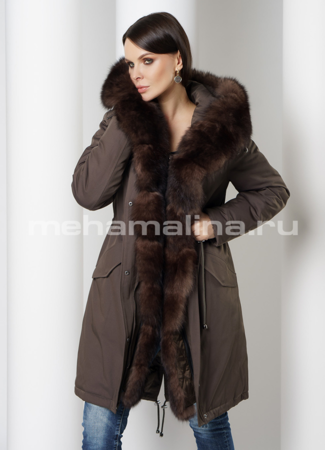 Парка с капюшоном с меховой отделкой  модель № 21801 универмаг малина