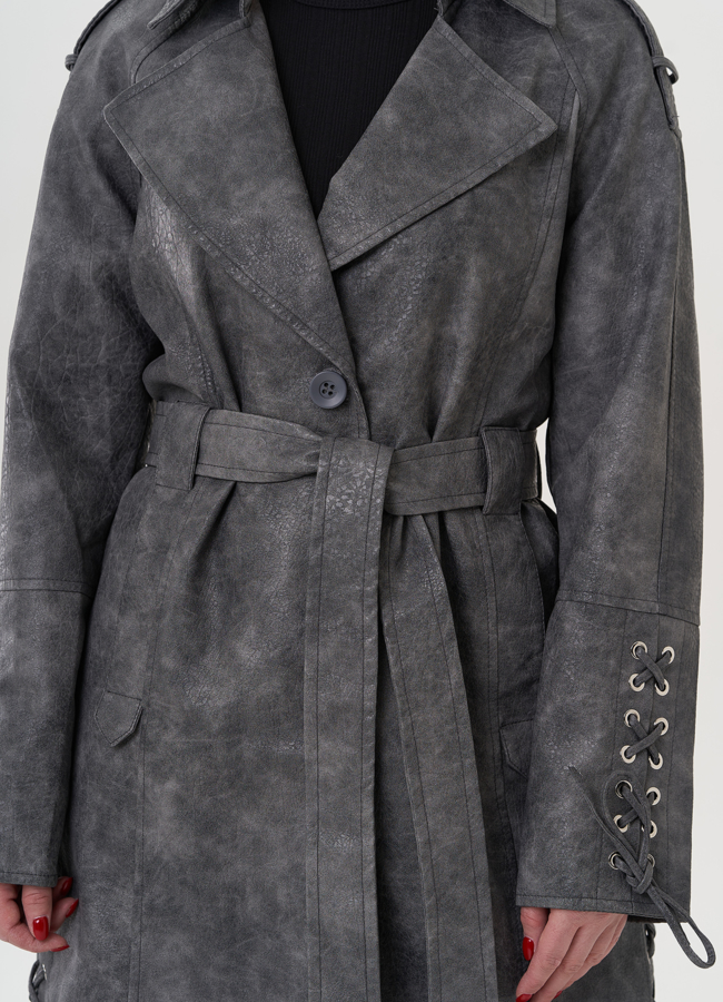 Удлиненный тренч из эко кожи с акцентной шнуровкой модель № 26807 универмаг малина