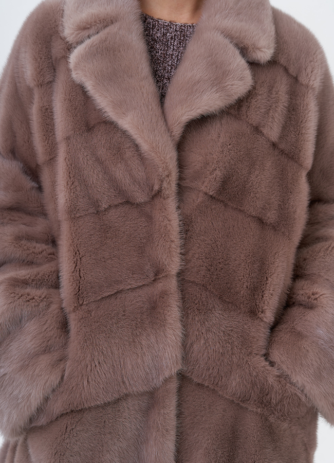 Норковая шуба пудрового цвета модель № 29256 в кредит