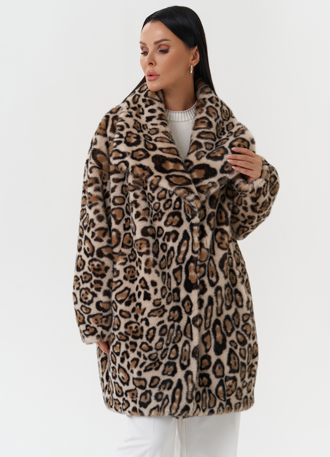 Пальто из эко меха с анималистичным принтом модель № 28555 меха малина