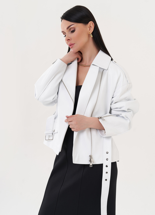 Куртка из натуральной кожи белого цвета  модель № 500140 в рассрочку