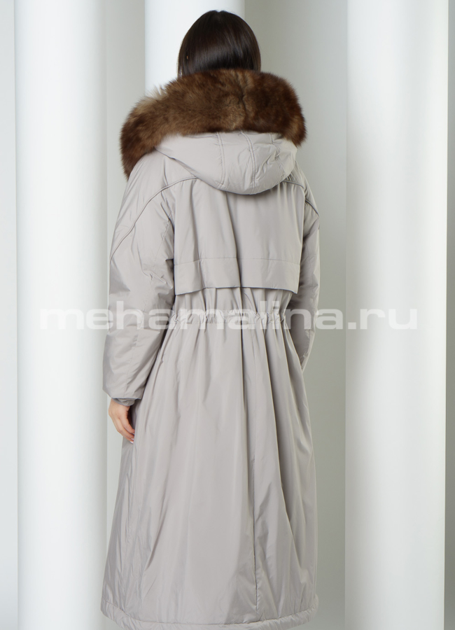 Удлиненная парка серого цвета модель № 12450 в кредит