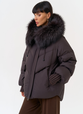 Женский пуховик с капюшоном из меха чернобурки Женский пуховик с капюшоном из меха чернобурки