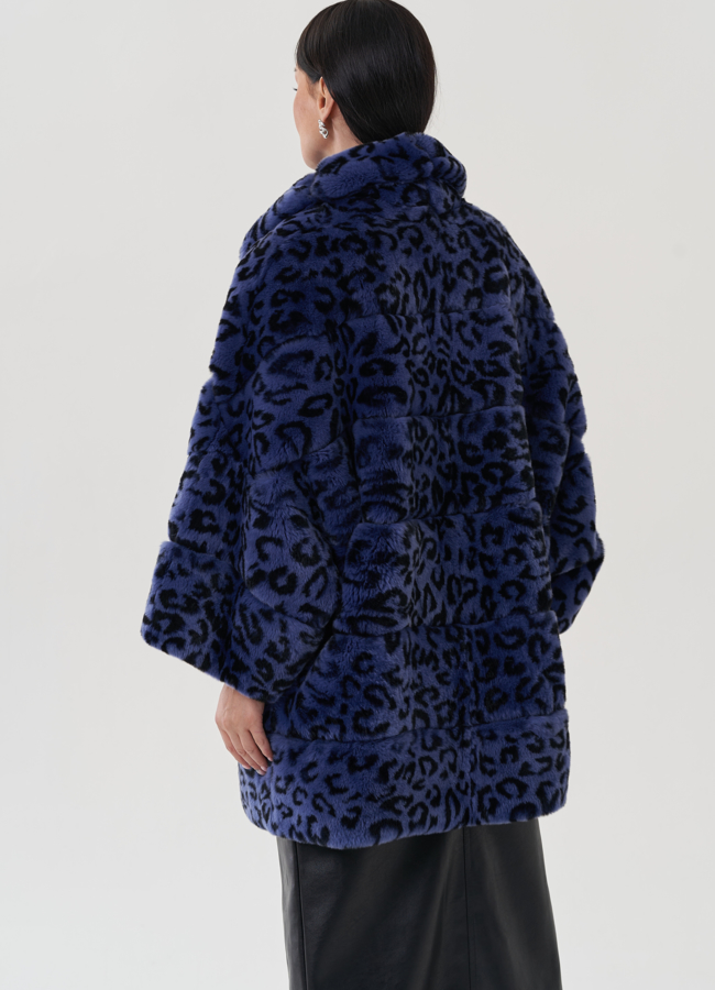 Шуба из меха кролика с леопардовым принтом модель № 25311 универмаг малина