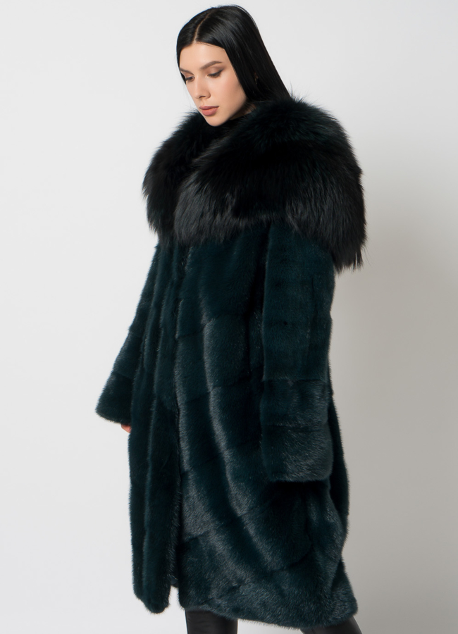Шуба из норки зеленого цвета с капюшоном модель № 1406 универмаг малина