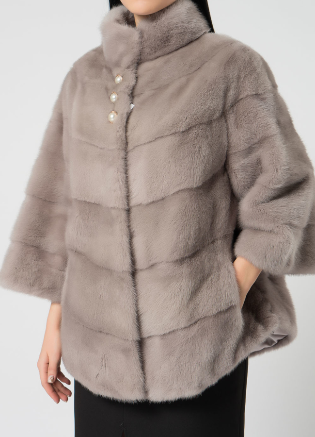 Светлая короткая шуба из норки модель № 1502 в рассрочку