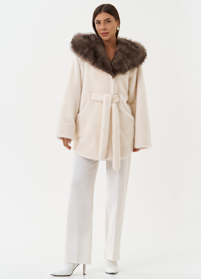 Укороченная шуба из эко меха с капюшоном модель № 28647 меха малина