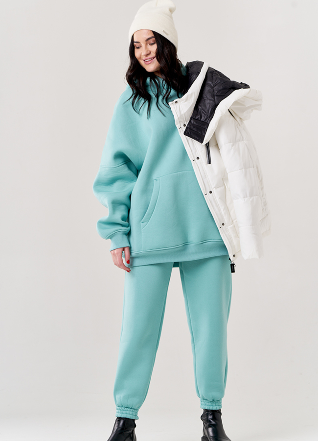 фото Женская светлая шапка модель № 9361