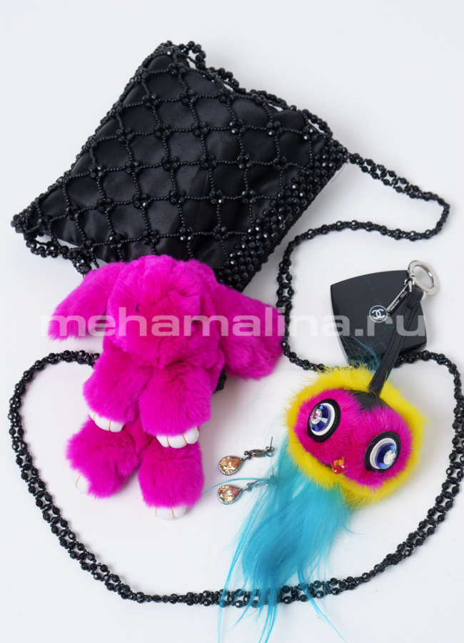 Меховой брелок 