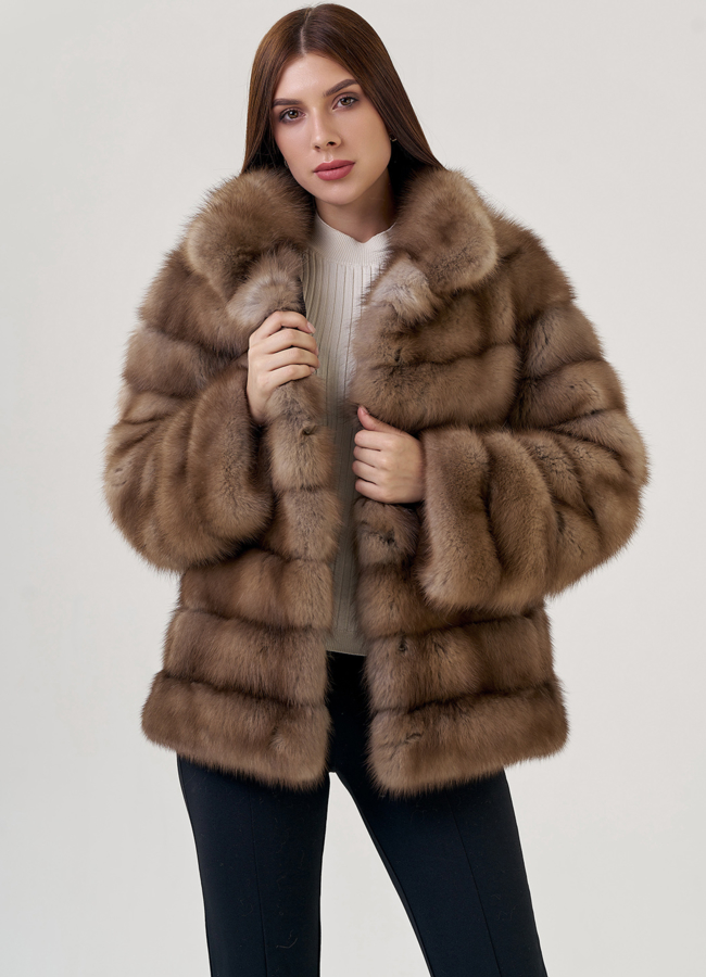 Короткая шуба из куницы модель № 23219 универмаг малина