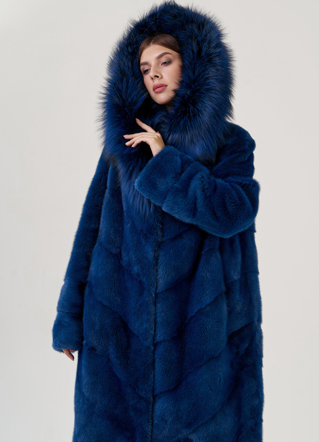Шуба из норки синего цвета модель № 77068 универмаг малина