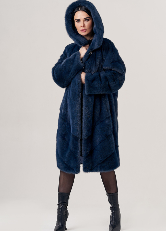 Женская норковая шуба с капюшоном  модель № 23784 универмаг малина