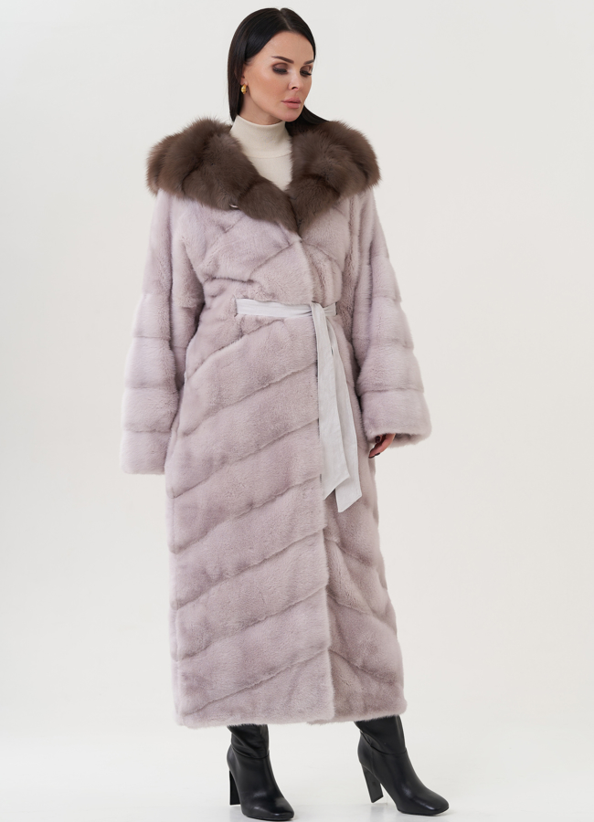 Шуба из норки с капюшоном из куницы  модель № 25813 универмаг малина