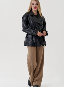 Утепленная весенняя куртка из эко кожи с поясом