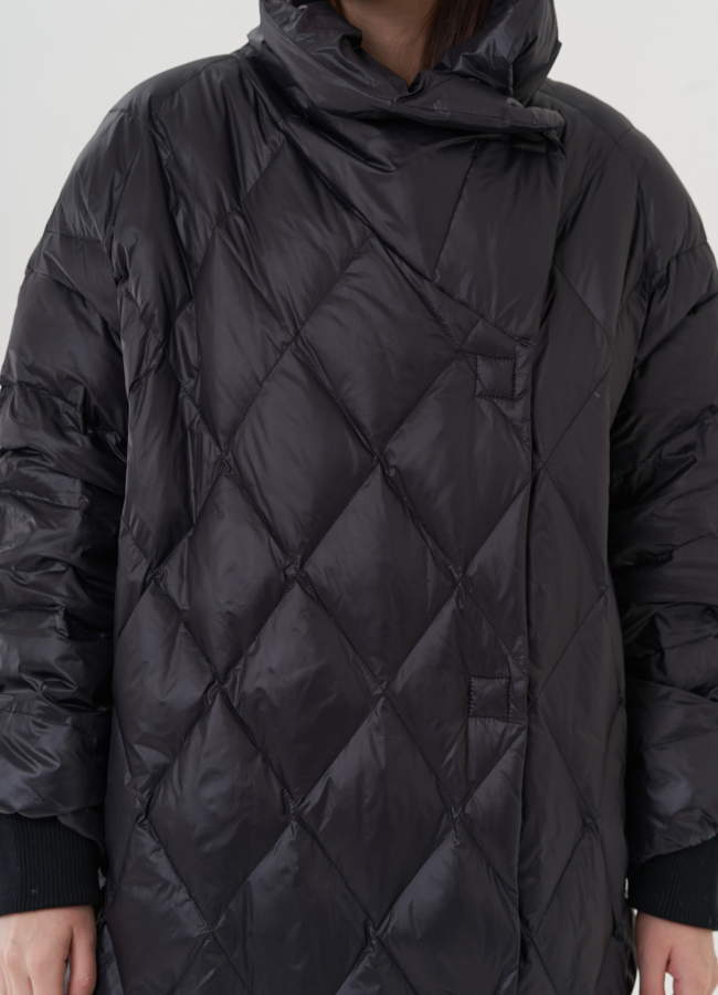 Женский пуховик оверсайз  модель № 25951 универмаг малина