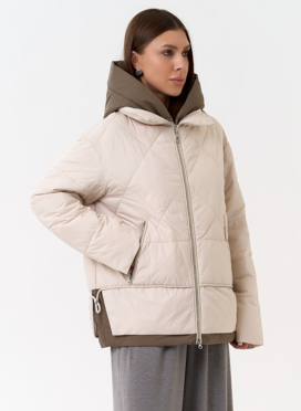 Женская куртка с контрастным капюшоном