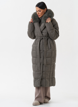 Женский пуховик с английским воротником