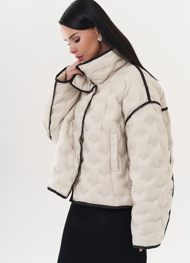 Женская легкая куртка в бежевом цвете модель № 26664 универмаг малина