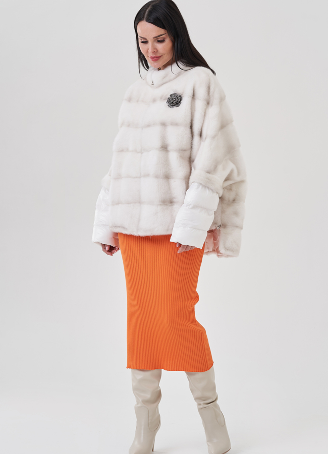 фото Короткая шуба из норки на молнии  модель № 81028 фото Короткая шуба из норки на молнии  модель № 81028