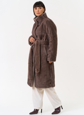 Женская шуба из эко меха с воротником стойкой Женская шуба из эко меха с воротником стойкой