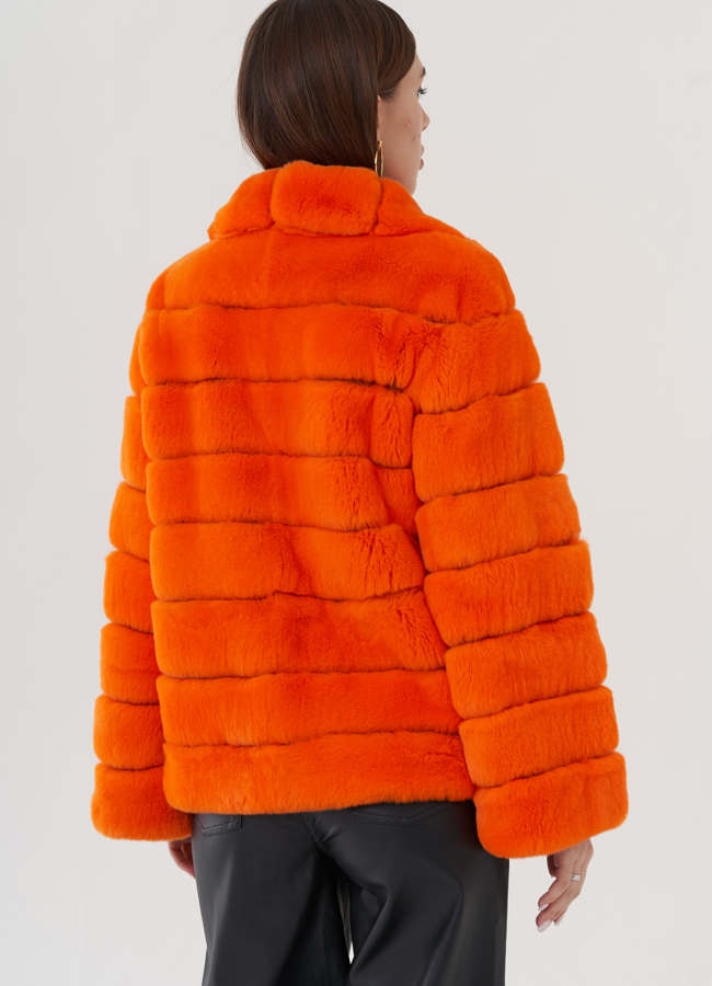 Шуба из меха кролика с английским воротником  модель № 25759 в кредит