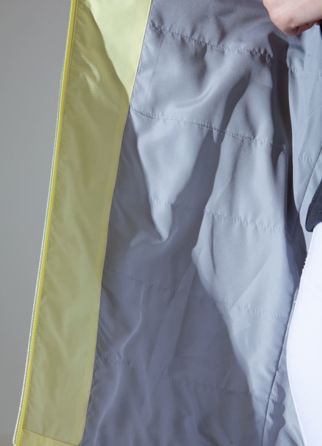 Куртка с капюшоном желтого цвета модель № 523 универмаг малина