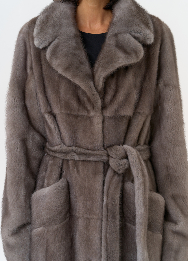 Длинная шуба из меха норки с английским воротником модель № 31598 универмаг малина Длинная шуба из меха норки с английским воротником модель № 31598 универмаг малина