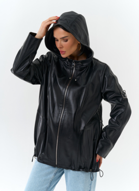 Женская куртка из натуральной кожи с капюшоном